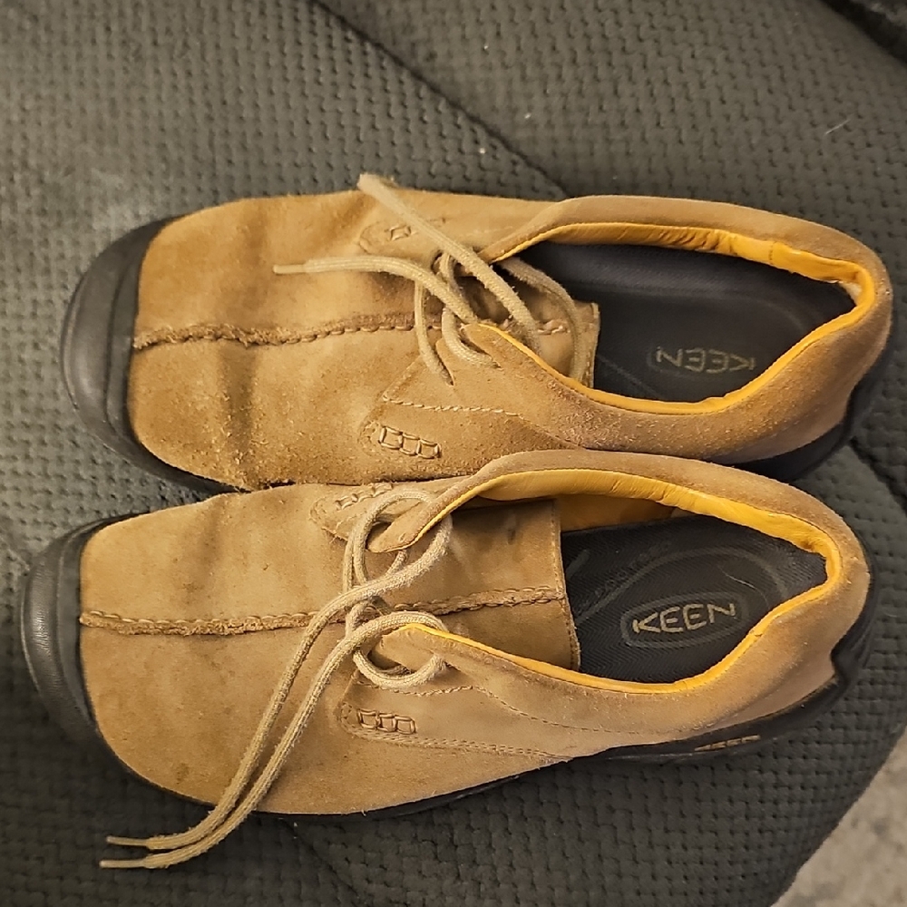 Keen Brown and Black Athletic Shoes